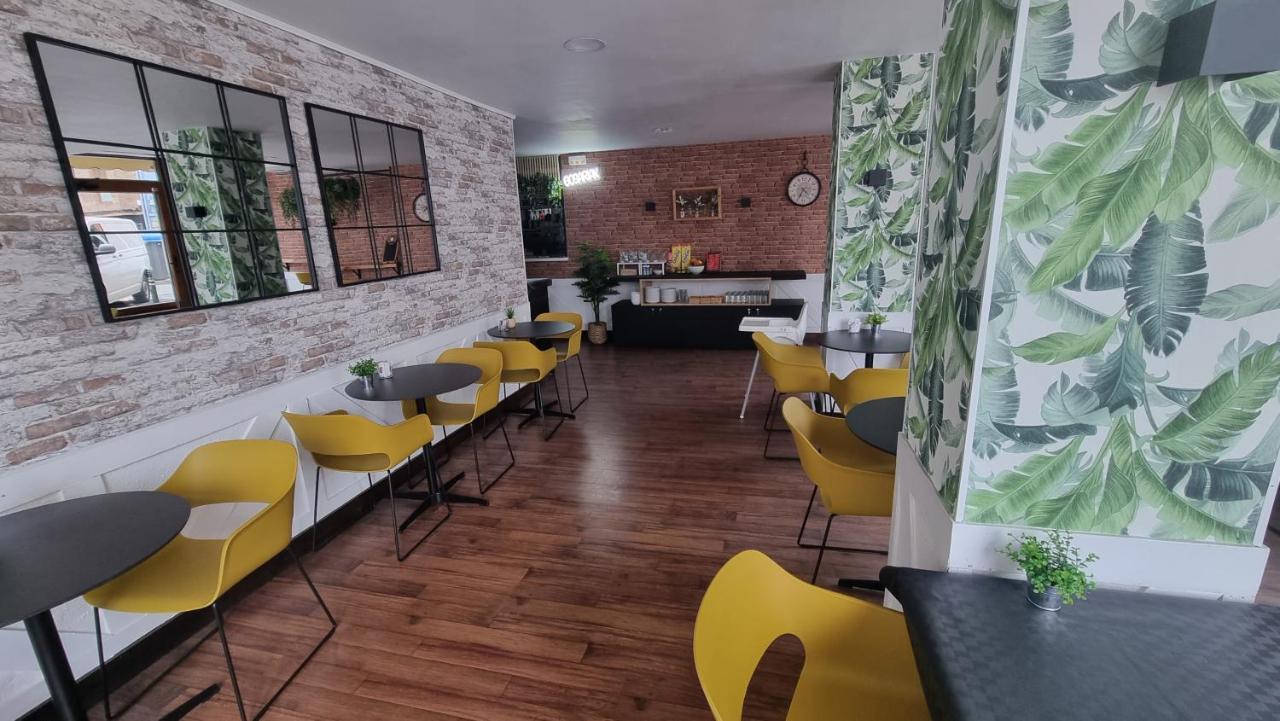 Hotel Norte サラウツ エクステリア 写真